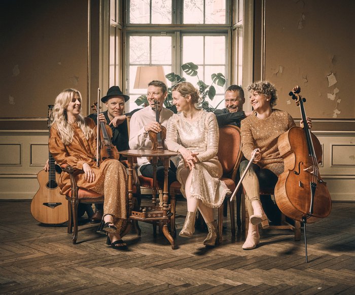 Helene Blum, Harald Haugaard und das Ensemble von "Nordic Christmas" aus dem Jahr 2024