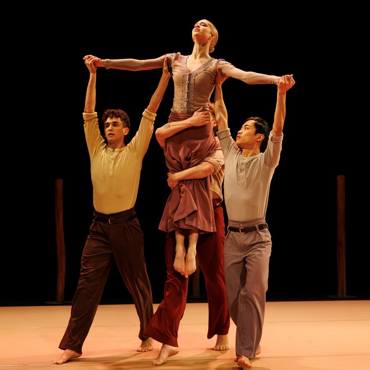 Gauthier Dance JUNIORS in Dream Team