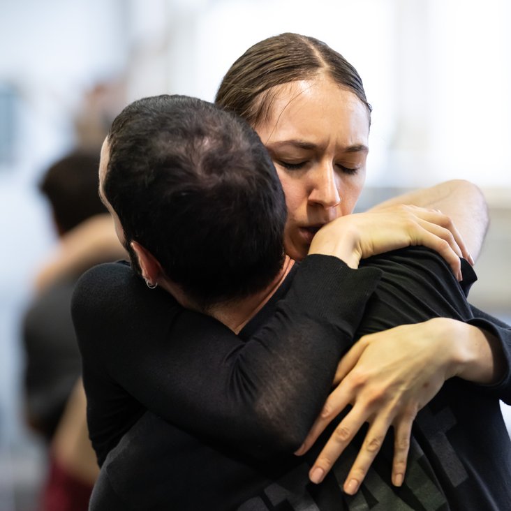 Die Gauthier Dance JUNIORS bei den Proben mit Akram Khan